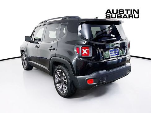 Used 2016 Jeep Renegade Latitude FWD image 5