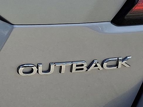 Used 2024 Subaru Outback Limited image 35