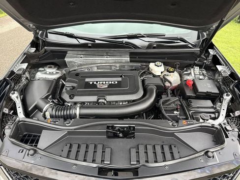 Used 2024 Cadillac XT4 Sport image 46