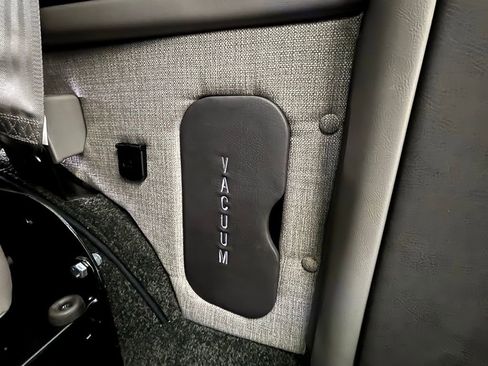 New 2025 GMC Savana 2500 Extended w/ Driver Convenience Package image 20