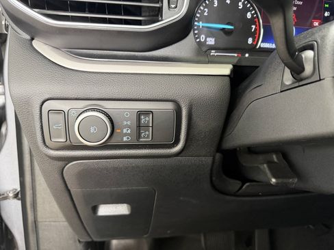 Used 2023 Ford Explorer XLT w/ Equipment Group 202A AWD/4WD image 24