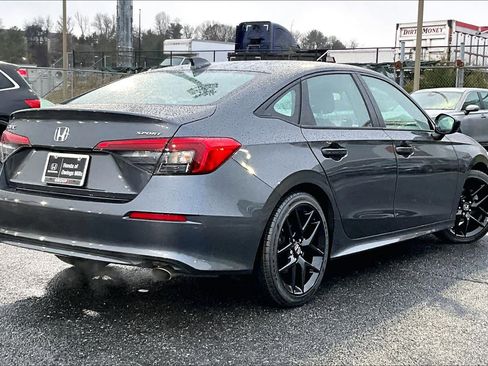 Used 2023 Honda Civic Sport image 12