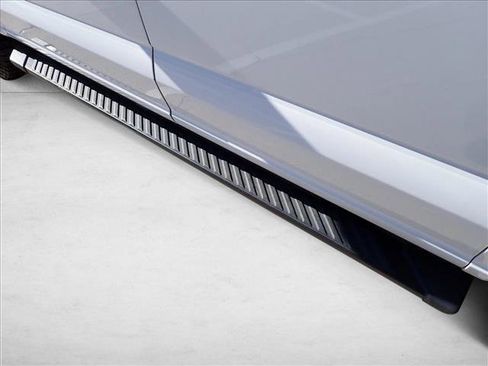 Used 2021 Ford F150 XLT w/ Equipment Group 302A High image 9