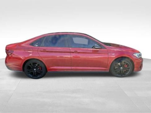 Certified 2022 Volkswagen Jetta GLI Autobahn w/ GLI Black Package image 8