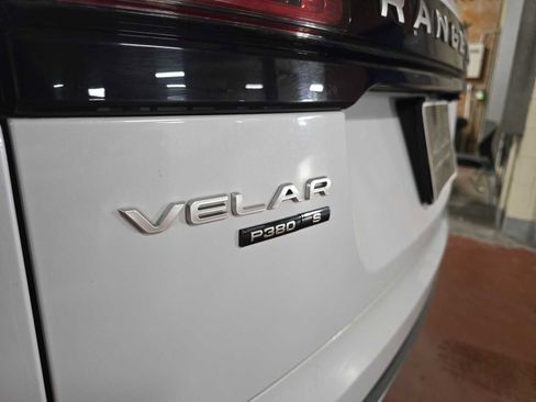 Used 2018 Land Rover Range Rover Velar S image 14