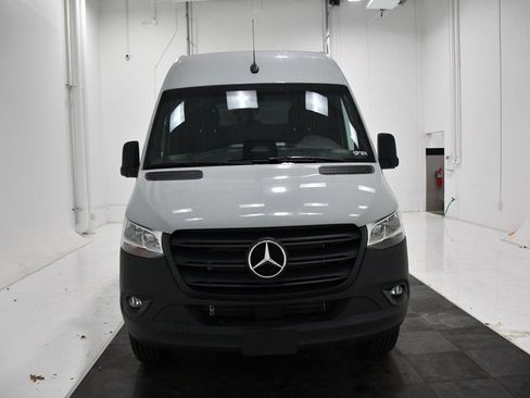 New 2025 Mercedes-Benz Sprinter 2500 image 2
