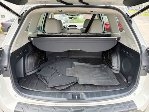 Used 2023 Subaru Forester Limited AWD/4WD image 23