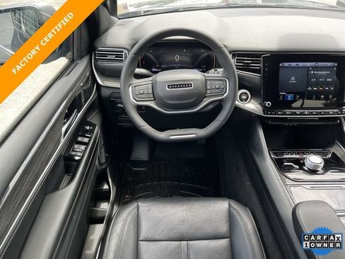Certified 2022 Jeep Wagoneer Series II AWD/4WD image 15