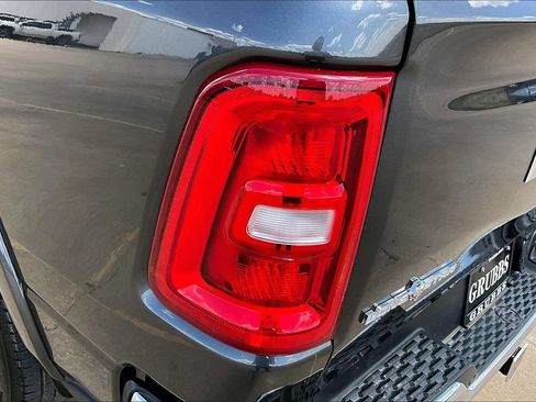 Used 2025 RAM 1500 Lone Star RWD image 37