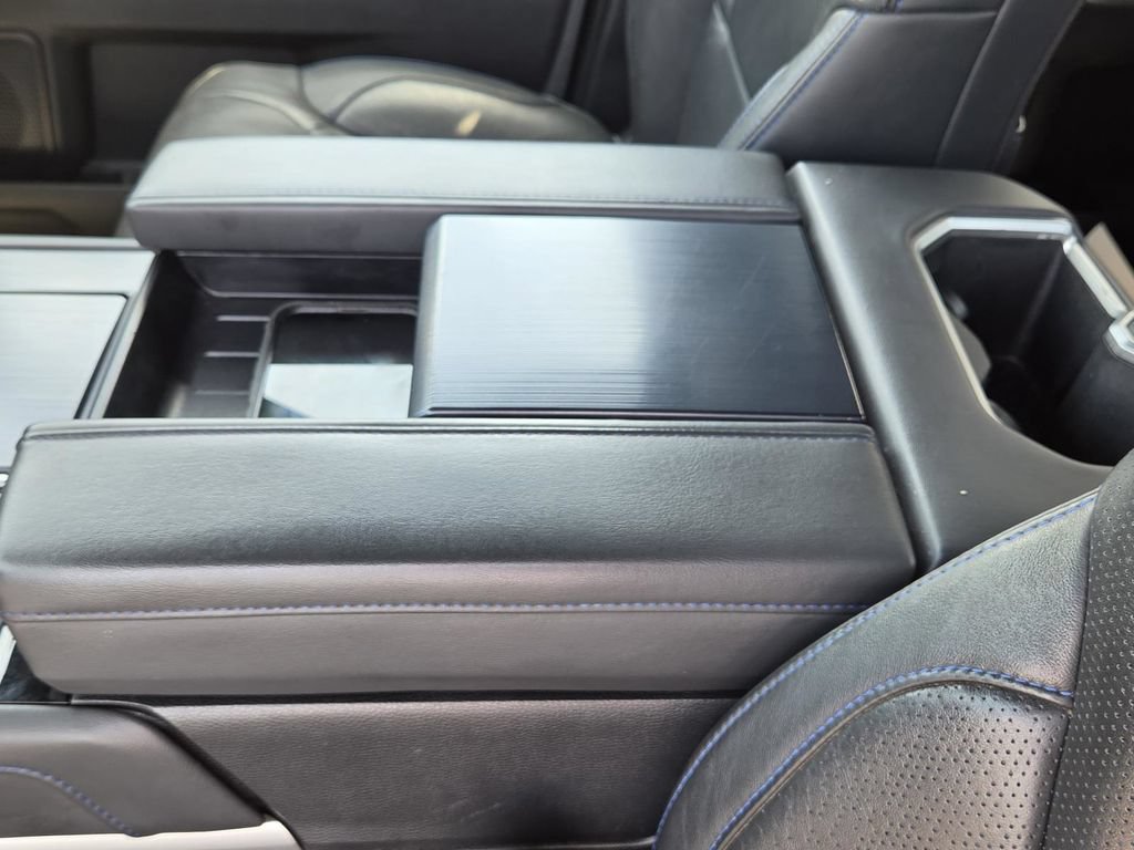 Used 2025 Toyota Tundra Platinum AWD/4WD image 37