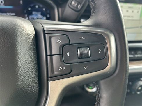 Used 2025 Chevrolet Silverado 3500 LT image 26