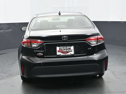 Used 2025 Toyota Corolla LE FWD image 5
