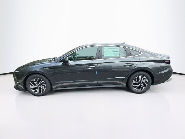New 2026 Hyundai Sonata Blue FWD image 3