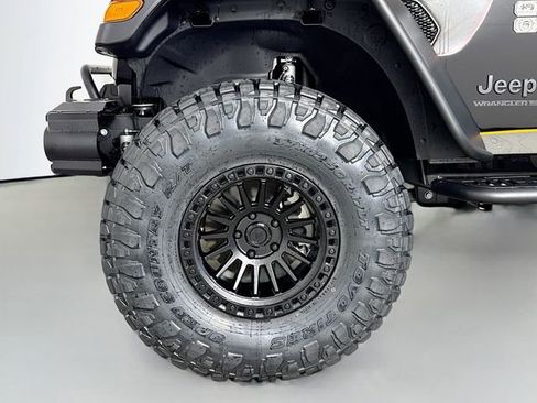 New 2025 Jeep Wrangler Unlimited Sport image 31