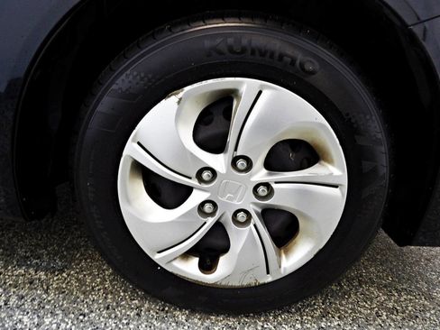 Used 2015 Honda Civic LX image 21