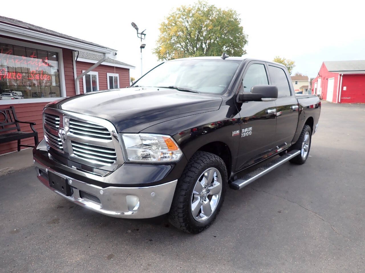 Used 2017 RAM 1500 Big Horn AWD/4WD image 3