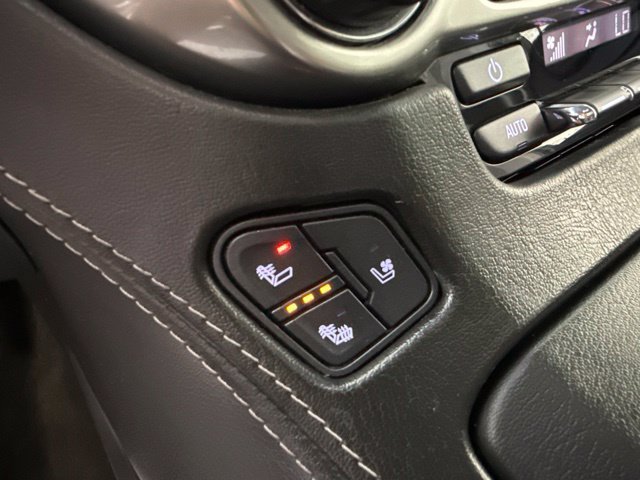 Used 2018 Chevrolet Tahoe Premier AWD/4WD image 28