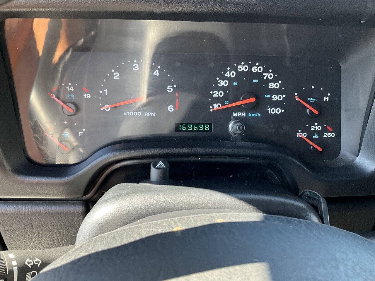 Used 2003 Jeep Wrangler X AWD/4WD image 10