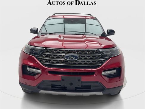 Used 2021 Ford Explorer King Ranch w/ Premium Technology Package RWD image 2