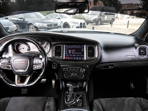 Used 2020 Dodge Charger Scat Pack RWD image 12