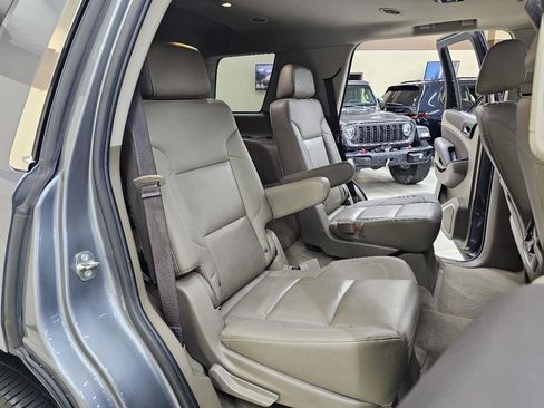 Used 2020 Chevrolet Tahoe LT RWD image 25