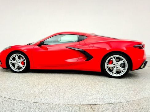 Used 2022 Chevrolet Corvette Stingray Preferred Cpe w/ Battery Protection Package RWD image 8