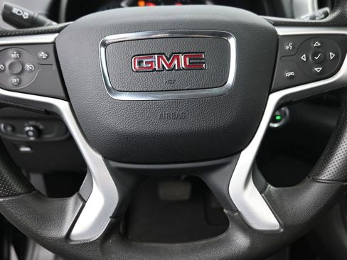 Used 2023 GMC Terrain SLE FWD image 13