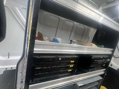 Used 2019 Ford Transit 250 148 Medium Roof image 12