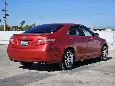 Used 2007 Toyota Camry LE image 16