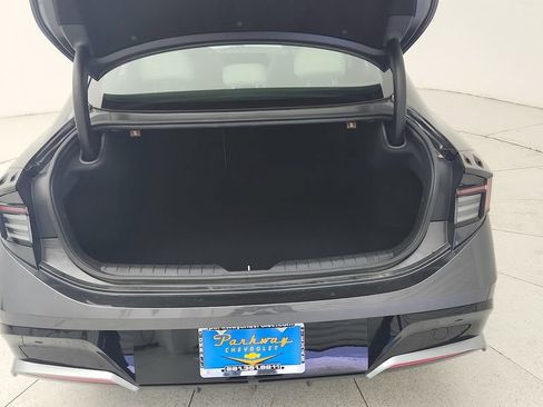 Used 2025 Hyundai Sonata SEL FWD image 33