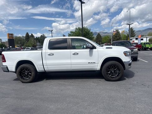 Used 2022 RAM 1500 Laramie AWD/4WD image 4