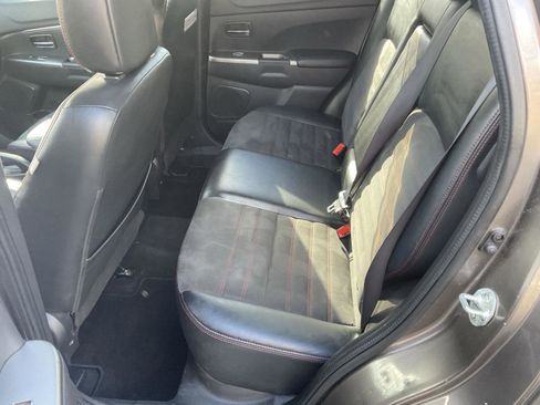 Used 2018 Mitsubishi Outlander Sport SE image 11