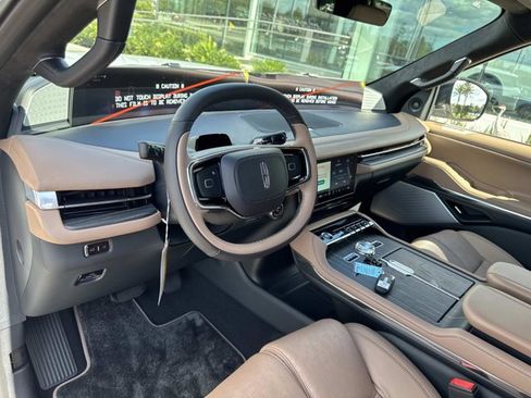 New 2025 Lincoln Navigator L Black Label image 14