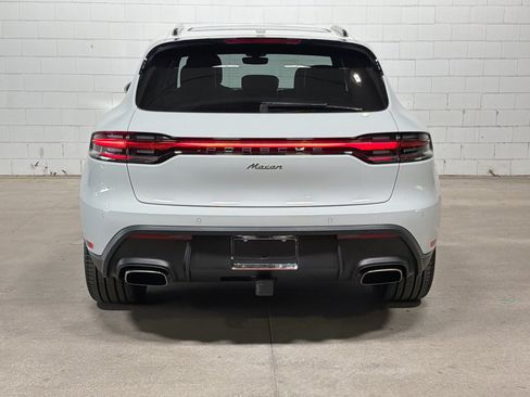 Used 2026 Porsche Macan AWD/4WD image 8