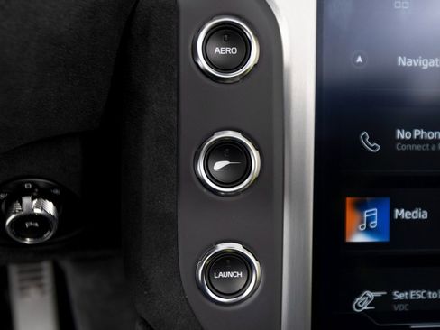 Used 2024 McLaren 750S Spider image 19