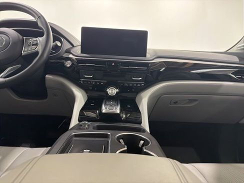Certified 2026 Acura MDX SH-AWD w/ Technology Package image 35
