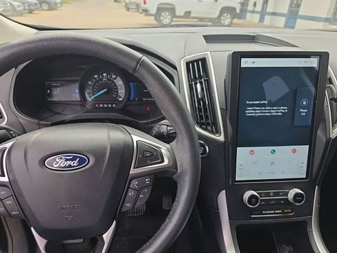 Used 2024 Ford Edge SEL AWD/4WD image 10