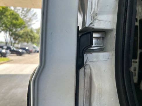 Used 2025 RAM ProMaster 2500 w/ Convenience Group FWD image 27