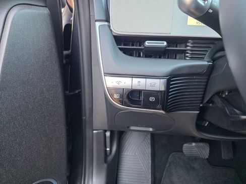 Used 2023 Hyundai Ioniq 5 SEL image 15