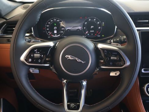 New 2026 Jaguar F-PACE SVR AWD/4WD image 13