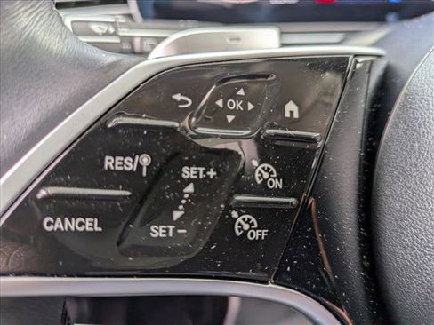 Used 2024 Mercedes-Benz GLE 350 4MATIC image 10