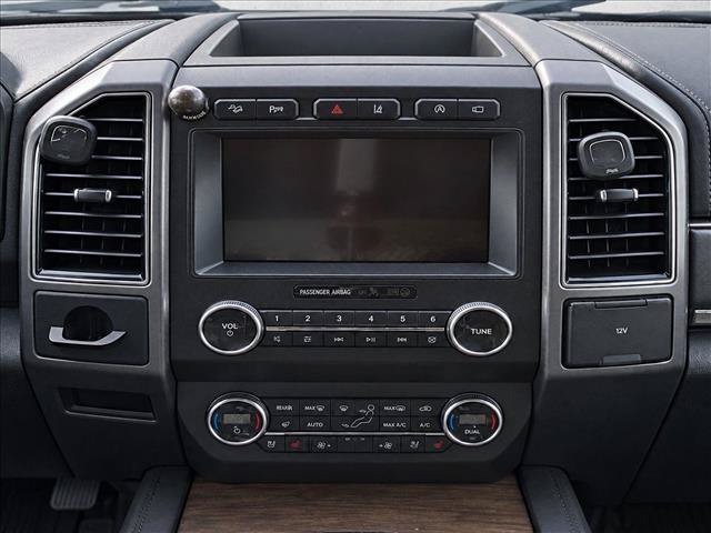 Used 2019 Ford Expedition Platinum AWD/4WD image 12