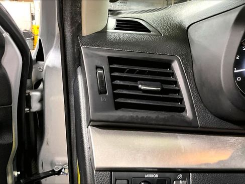 Used 2012 Subaru Outback 2.5i Premium image 33