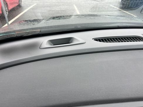 Used 2025 Buick Envista Preferred image 33