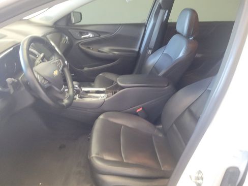 Used 2023 Chevrolet Malibu LT FWD image 17