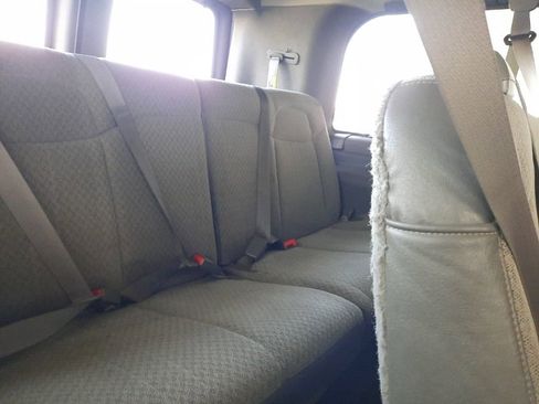 Used 2014 Chevrolet Express 2500 LS image 17