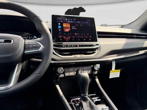 New 2026 Jeep Compass Latitude AWD/4WD image 12