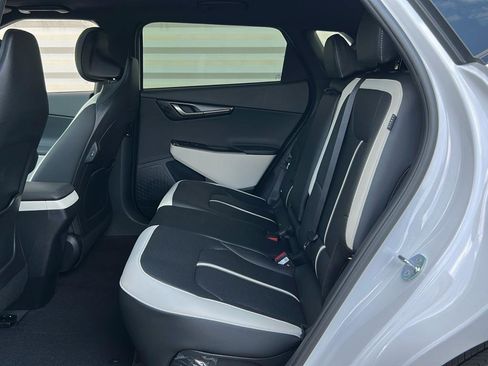 New 2025 Kia EV6 GT-Line image 13