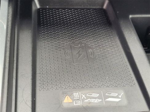 Used 2025 GMC Acadia Elevation image 20