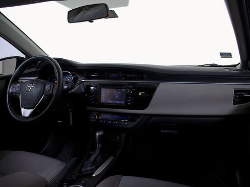 Used 2016 Toyota Corolla LE FWD image 22